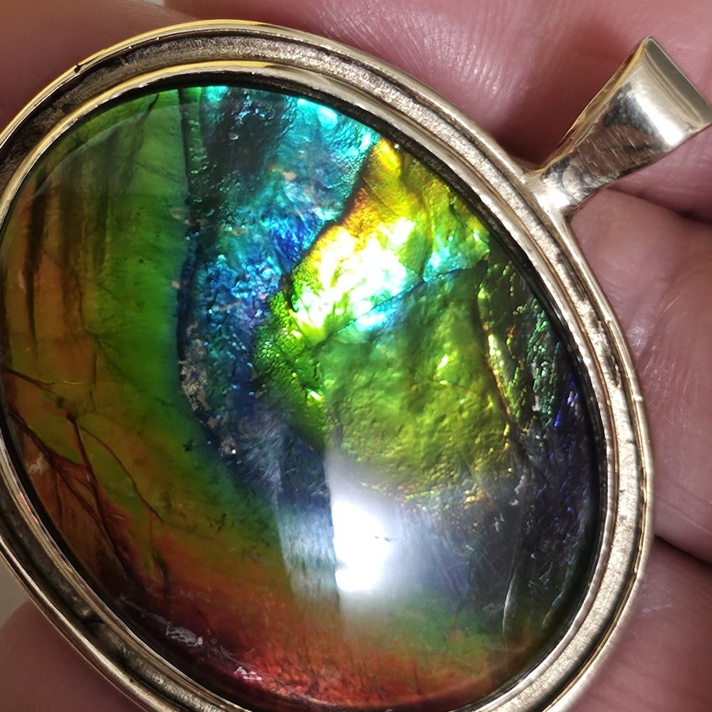 Ammolite Pendant With 10k Gold